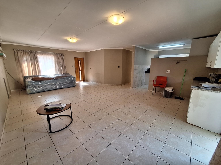 To Let 3 Bedroom Property for Rent in Bodorp North West